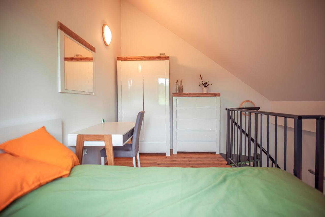 Zimna Apartments クフィジン エクステリア 写真