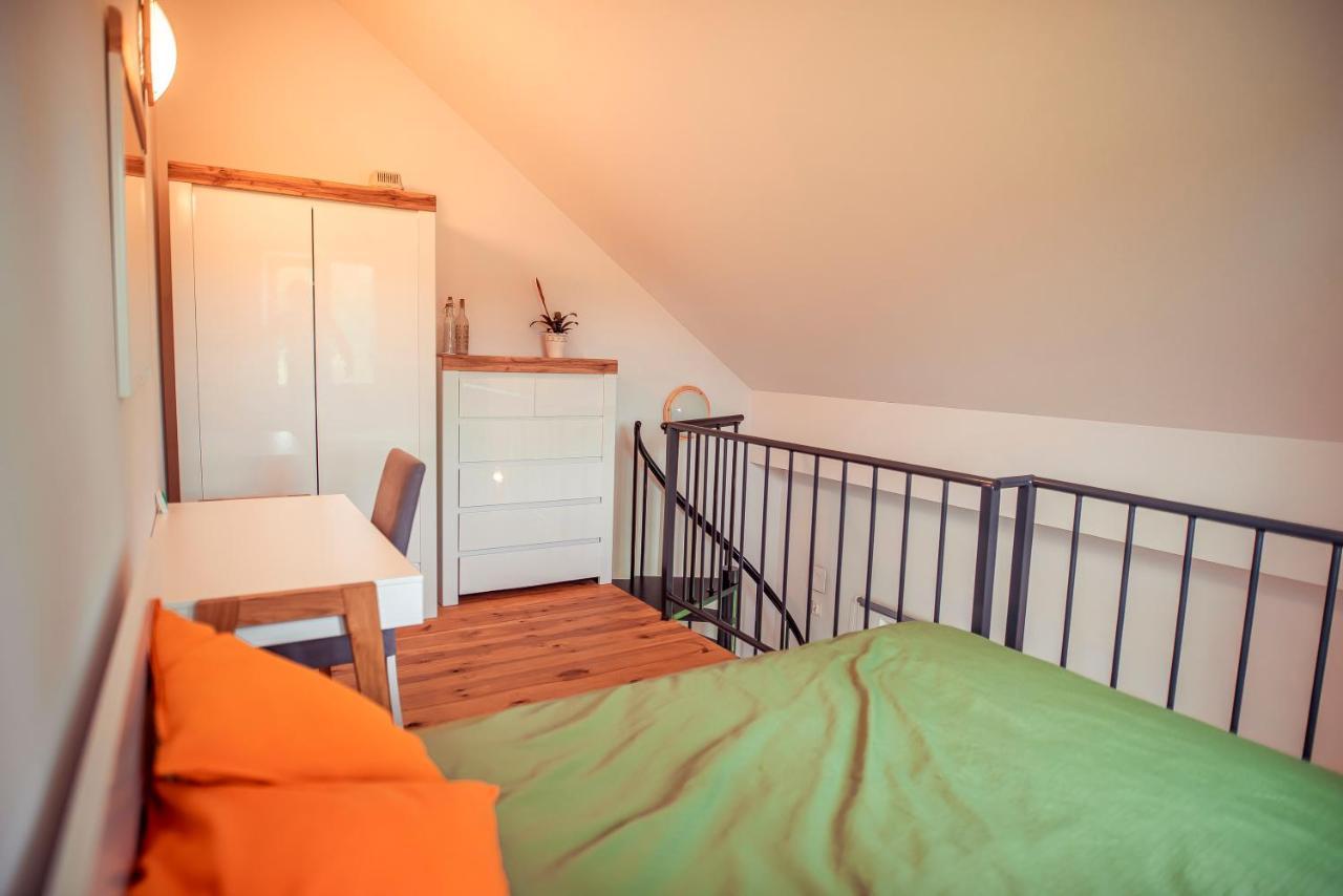 Zimna Apartments クフィジン エクステリア 写真